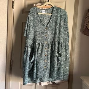 Comfy loose green print dress